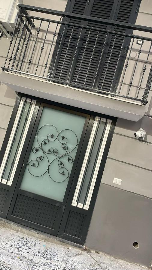 La Casa Di Sole Leilighet Napoli Eksteriør bilde